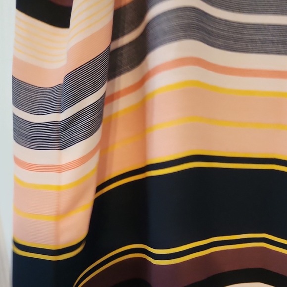 LOFT Striped V Neck Cami Tank Top Peach Black Gray White Yellow Size S - Picture 4 of 4